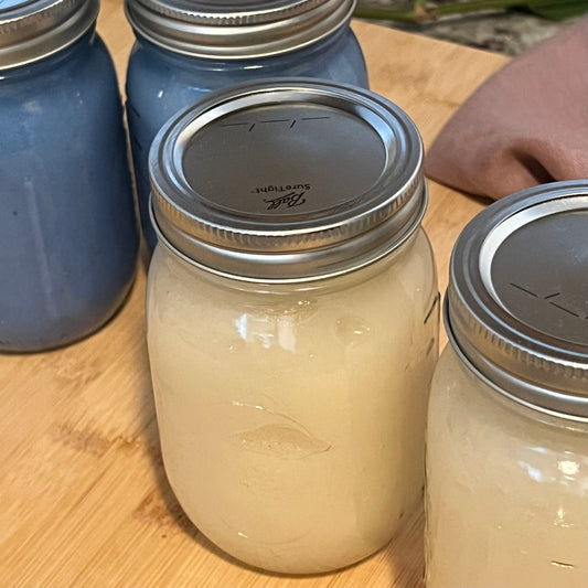 Completed jars of sea moss gel 